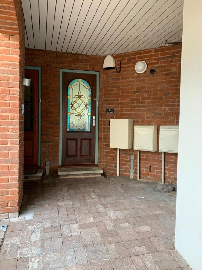 Mitre Court Holiday Home Плимът Екстериор снимка